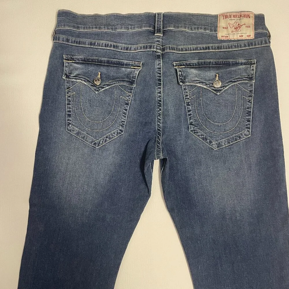 True Religion Jeans Mens 40 x 33 Blue Geno Relaxed Slim SN Flap Stretch 44223